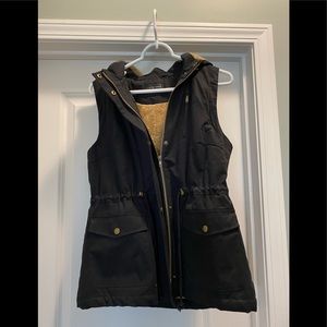 Fuzzy insulated vest